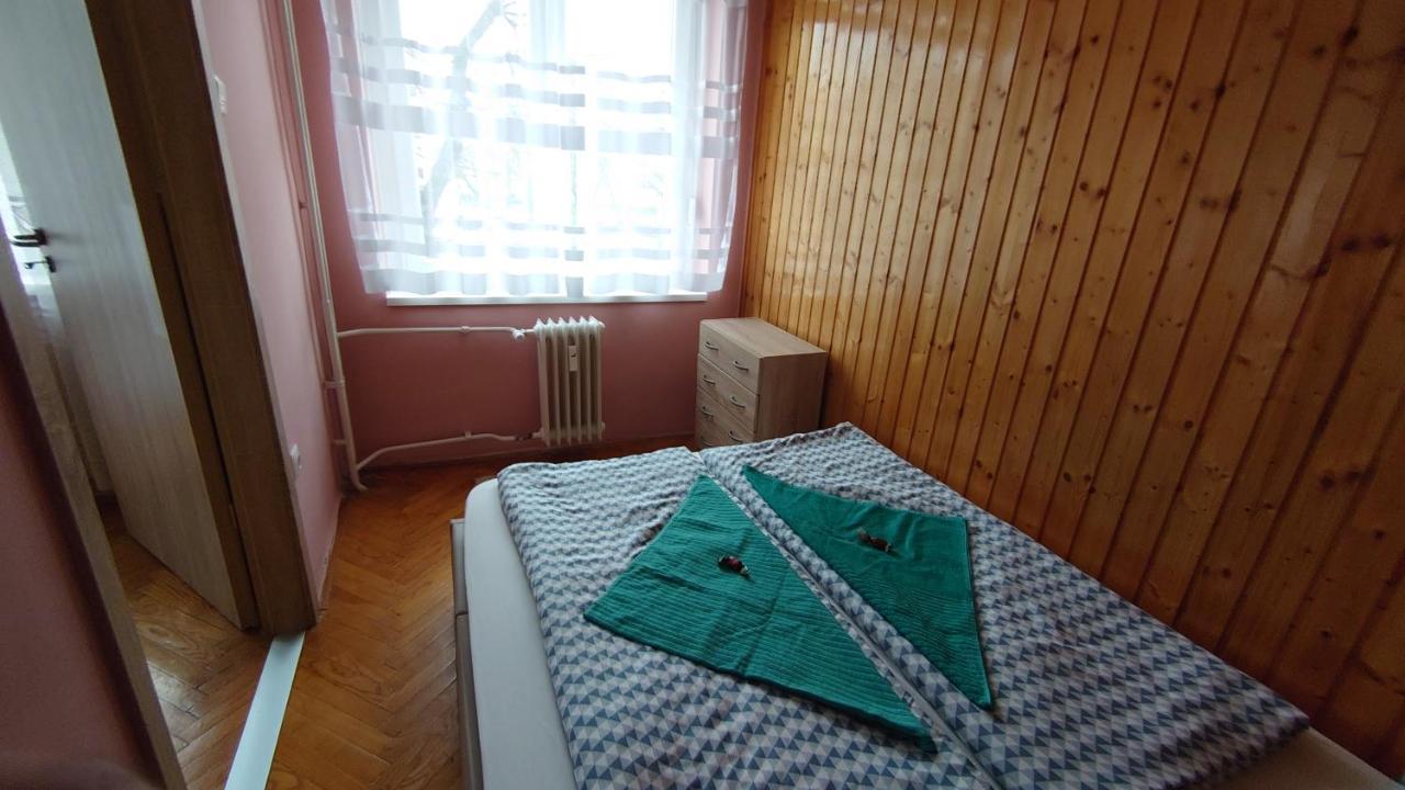 Koroesi Apartman Pecs Luaran gambar