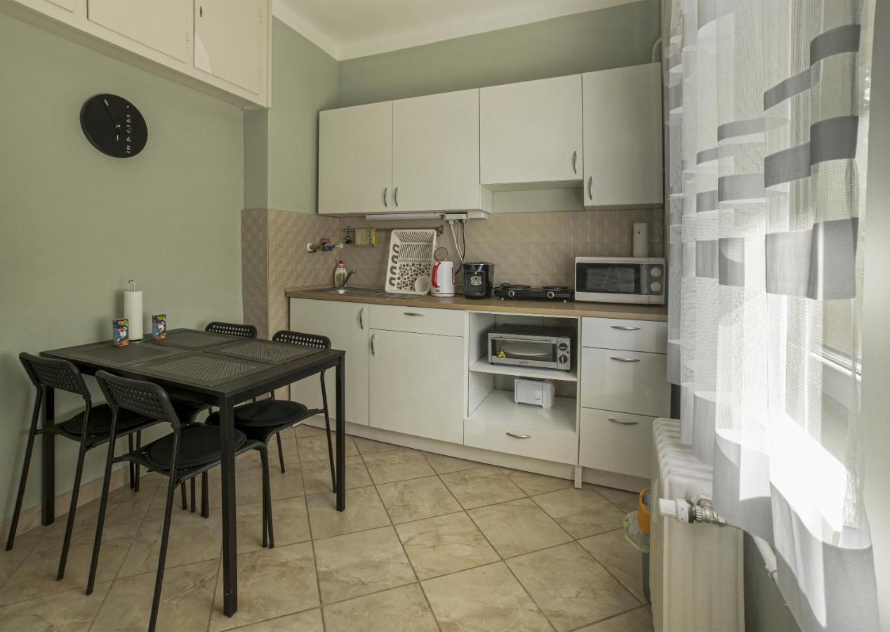 Koroesi Apartman Pecs Luaran gambar