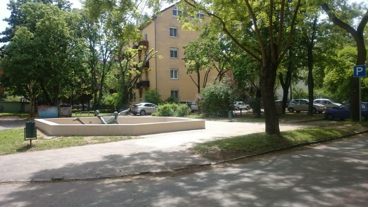 Koroesi Apartman Pecs Luaran gambar